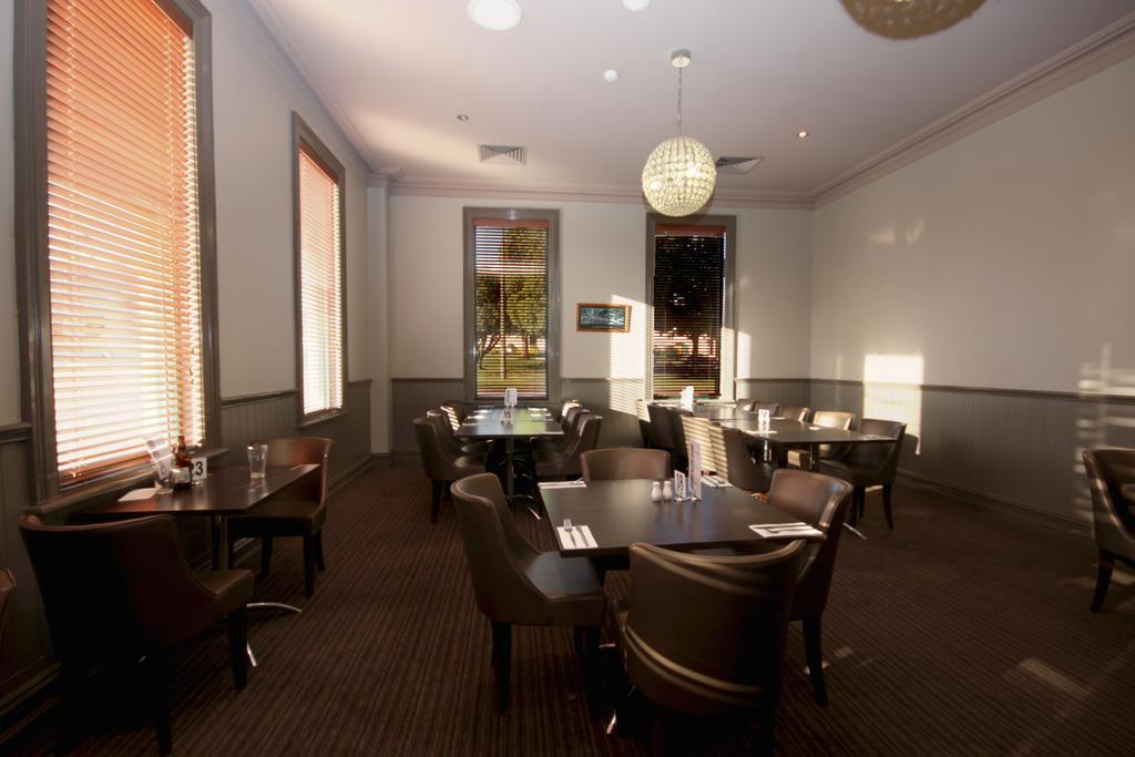 Mitchell River Tavern Bairnsdale Eksteriør billede